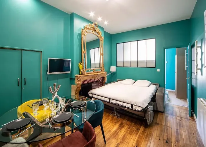 Avec Terrasse - Hyper Centre *